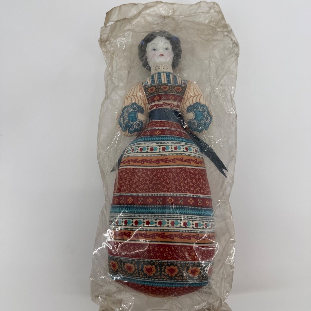 Vintage Avon American Heirloom Sachet Doll Cloth Body China‎ Head Pin Cushion